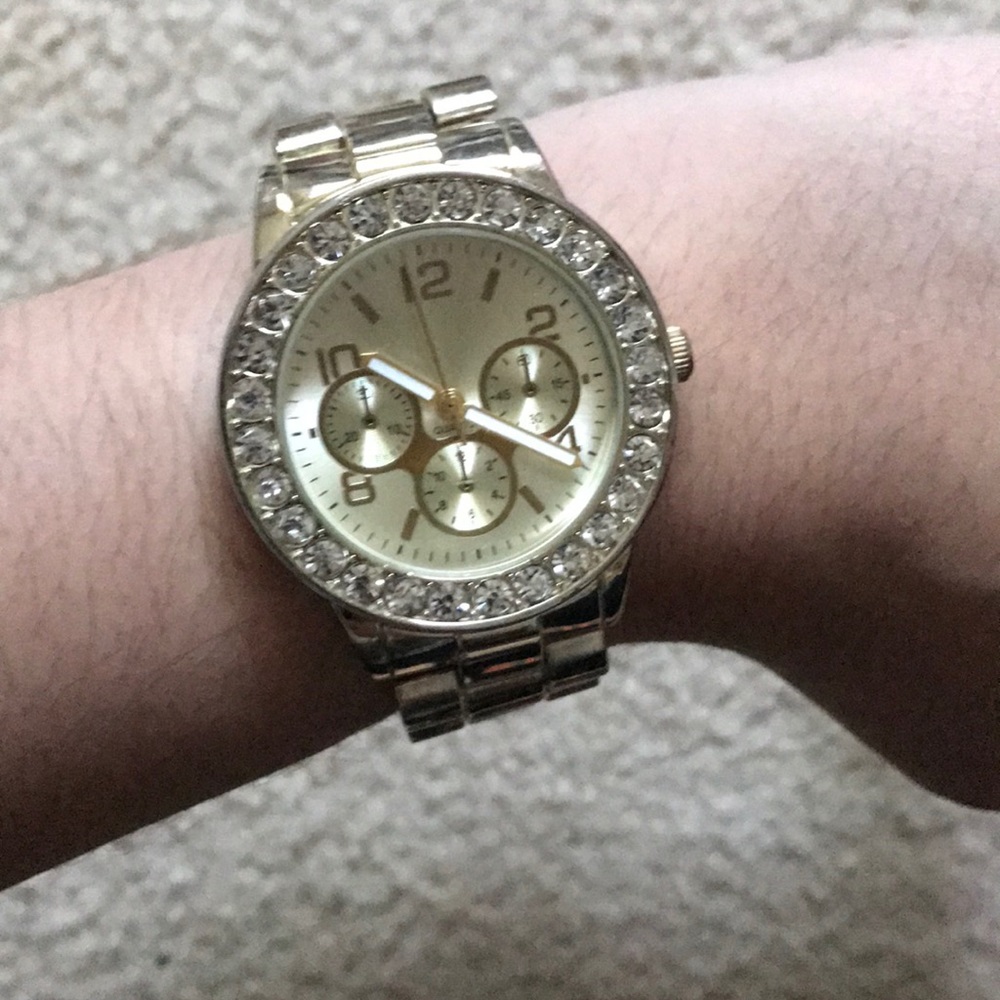⚡️Gold Watch - Picture 4 of 5